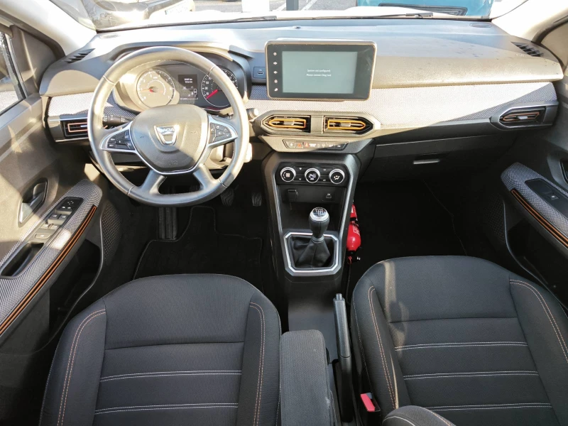 Dacia Sandero 1.0TCe 90k.c., снимка 13 - Автомобили и джипове - 48368386