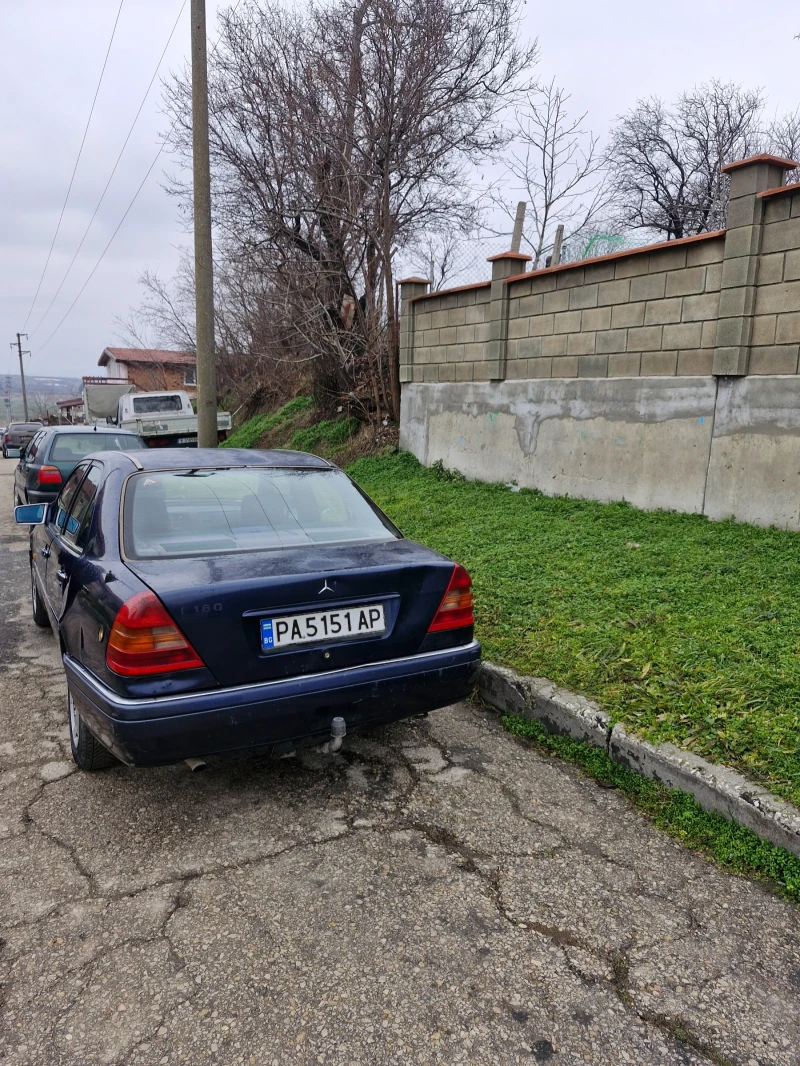 Mercedes-Benz C 180, снимка 4 - Автомобили и джипове - 48496088