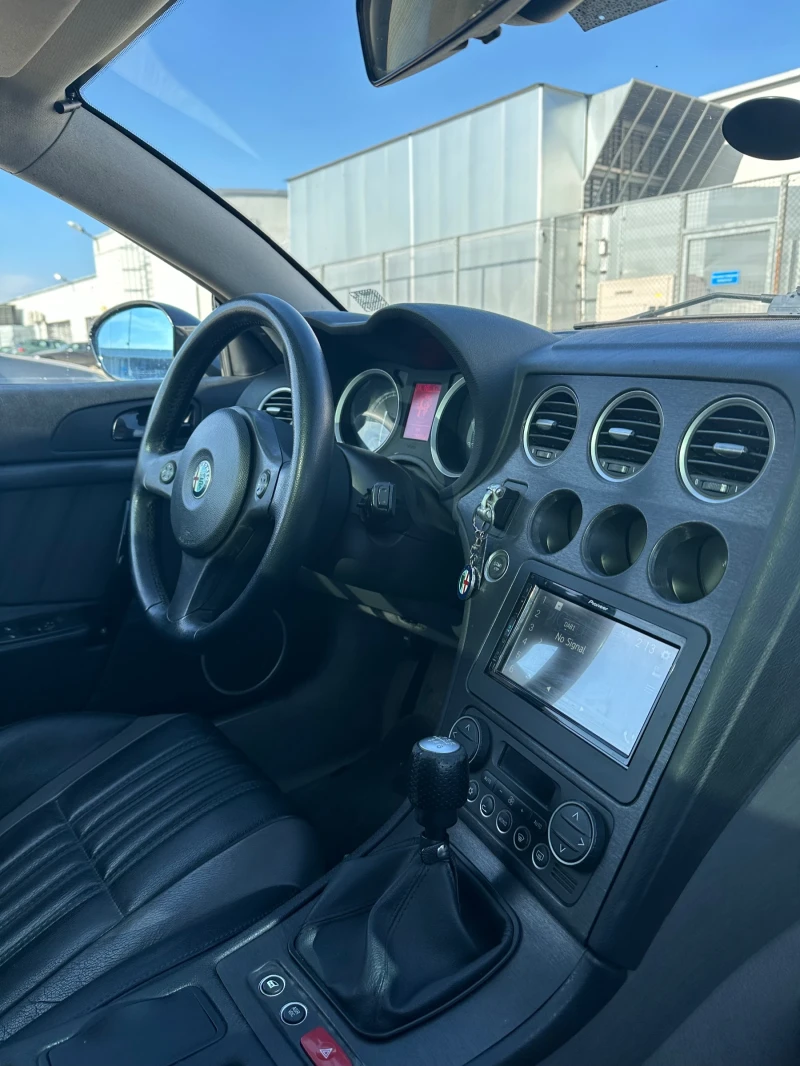 Alfa Romeo Brera 2.2 jts, снимка 9 - Автомобили и джипове - 49041069