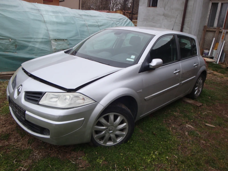 Renault Megane, снимка 1 - Автомобили и джипове - 49139521