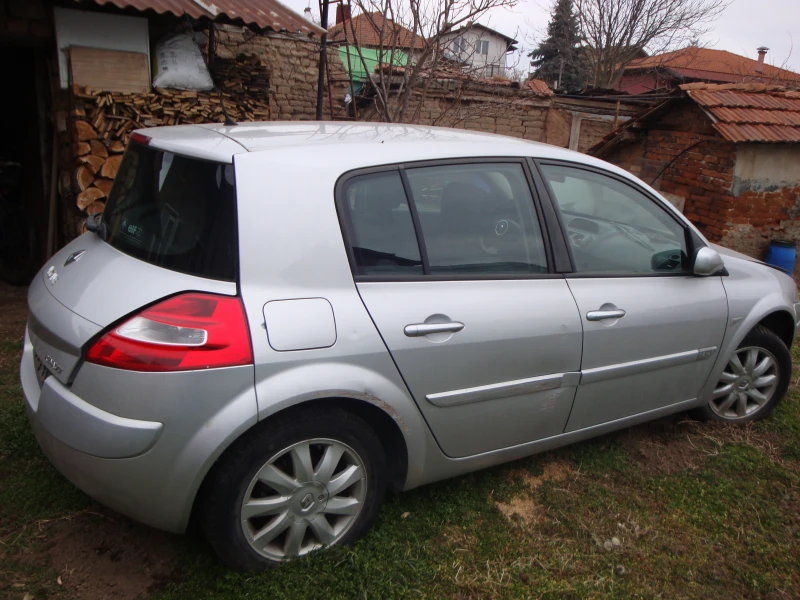 Renault Megane, снимка 7 - Автомобили и джипове - 49139521