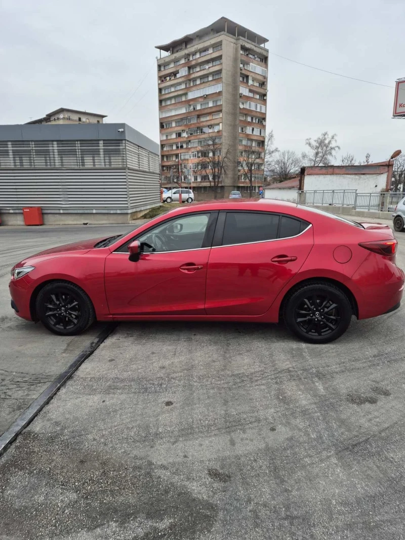 Mazda 3 1.5 D skyaktiv, снимка 6 - Автомобили и джипове - 49191154