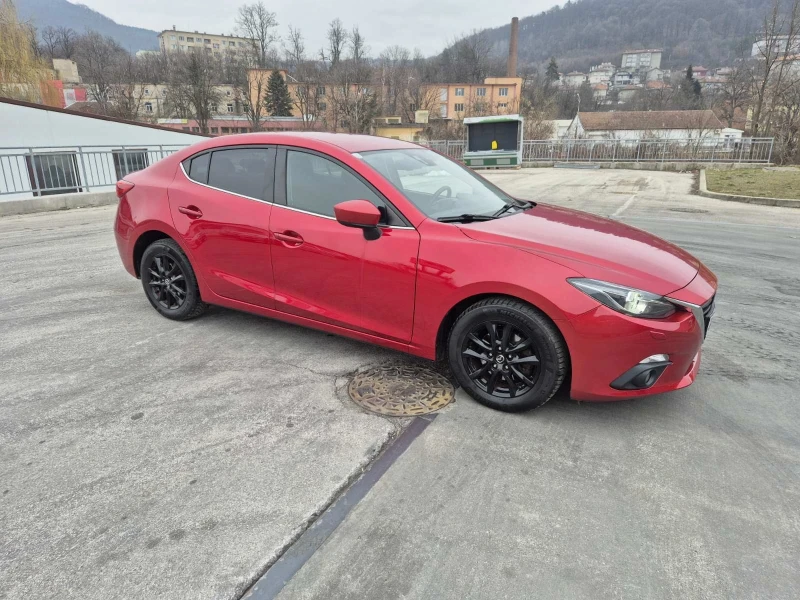 Mazda 3 1.5 D skyaktiv, снимка 4 - Автомобили и джипове - 49191154