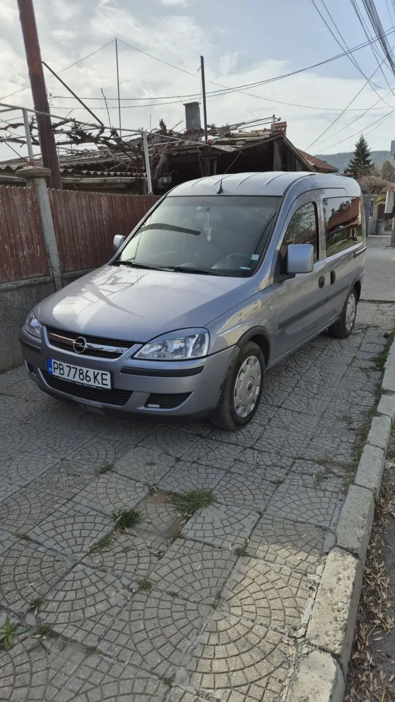 Opel Combo, снимка 1 - Автомобили и джипове - 49512663