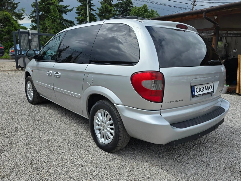 Chrysler Voyager 2.5CRD/Kожен салон/6+ 1места/Лизинг, снимка 4 - Автомобили и джипове - 51909277
