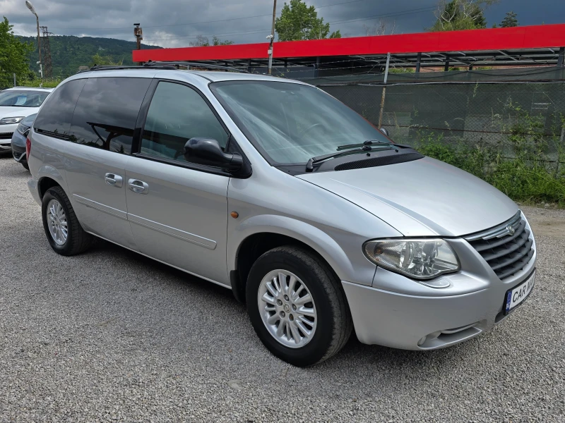 Chrysler Voyager 2.5CRD/Kожен салон/6+ 1места/Лизинг, снимка 3 - Автомобили и джипове - 51909277