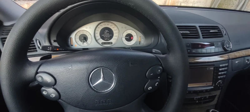 Mercedes-Benz E 320 CDI EVO, снимка 17 - Автомобили и джипове - 51839963