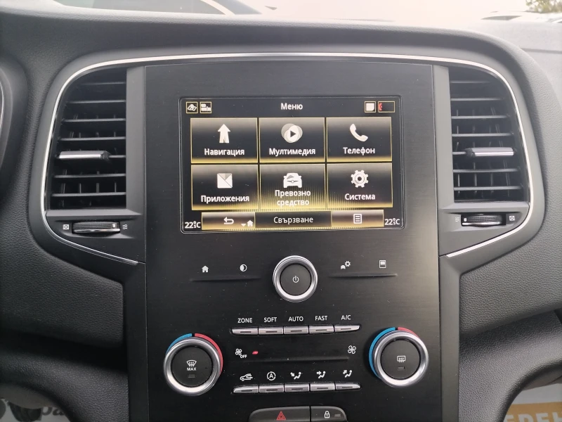 Renault Megane 1.5dCi/115к.с/ZEN, снимка 10 - Автомобили и джипове - 52144142