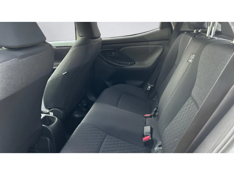 Toyota Yaris Месечна вноска от 260 лв., снимка 11 - Автомобили и джипове - 52446929