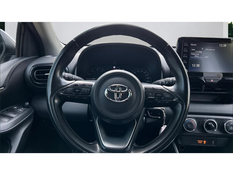 Toyota Yaris Месечна вноска от 260 лв., снимка 13 - Автомобили и джипове - 52446929