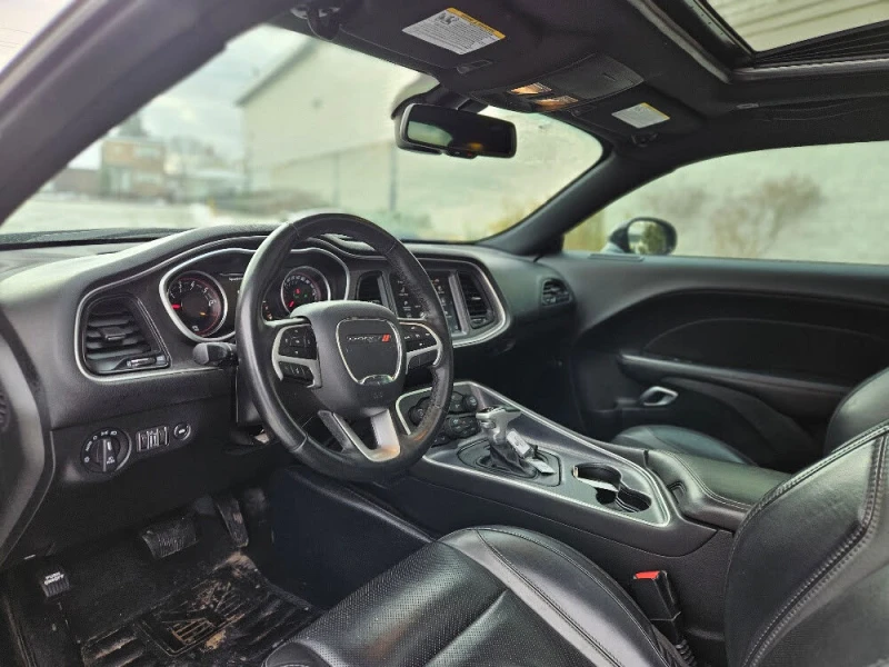 Dodge Challenger КОЖА* ПАНОРАМА* НАВИ, снимка 9 - Автомобили и джипове - 52830722