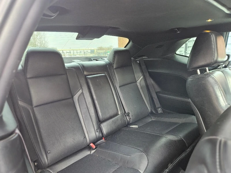 Dodge Challenger КОЖА* ПАНОРАМА* НАВИ, снимка 8 - Автомобили и джипове - 52830722