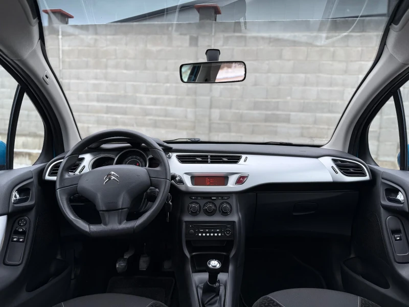 Citroen C3 1.4i* 75кс* СТАРИЯТ МОТОР* ПАНОРАМА* НОВИ ГУМИ, снимка 9 - Автомобили и джипове - 53051221