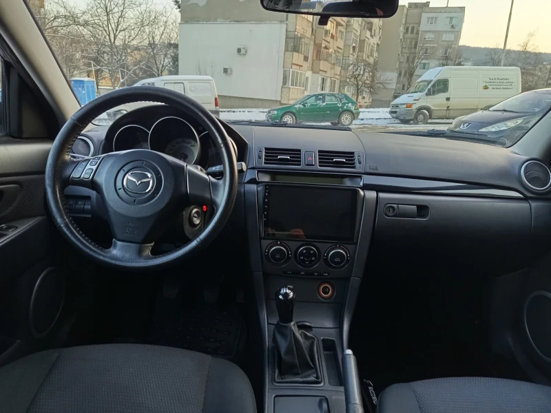 Mazda 3 1.6i, снимка 11 - Автомобили и джипове - 53143876