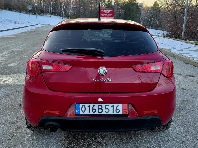 Alfa Romeo Giulietta 1.4 Turbo-120к.с , снимка 8 - Автомобили и джипове - 53169277