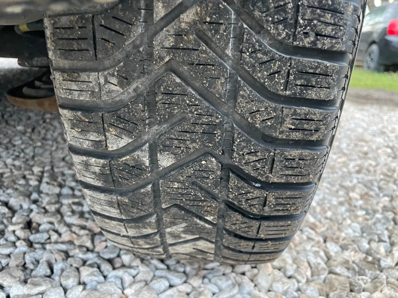 Kia Rio 1.4 crdi навигация фул екстри, снимка 17 - Автомобили и джипове - 53287710