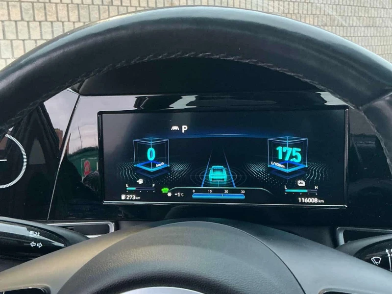 Hyundai Elantra Ultimate  CARFAX, снимка 8 - Автомобили и джипове - 53600325