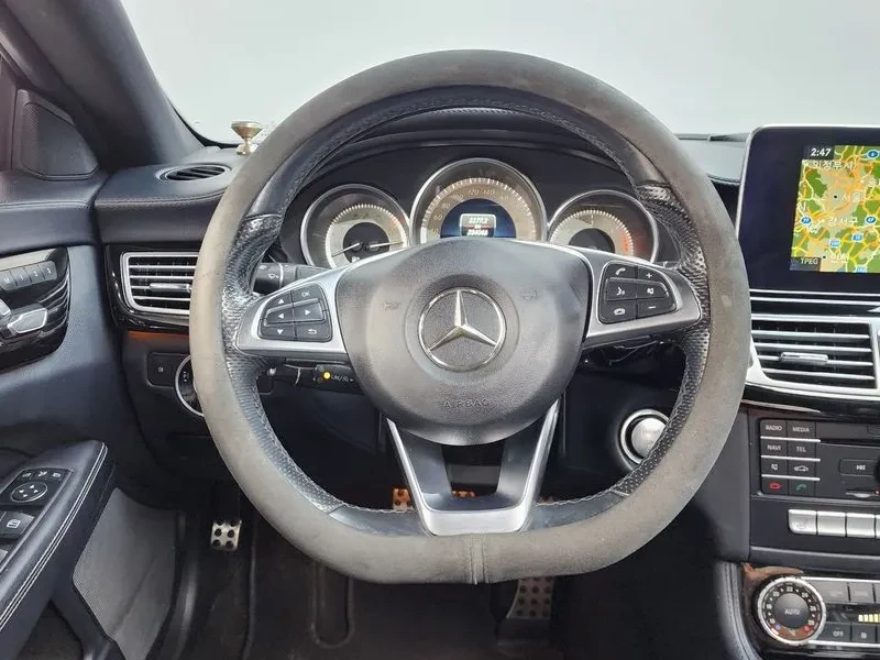 Mercedes-Benz CLS D 4MATIC AMG LINE, снимка 12 - Автомобили и джипове - 55111371