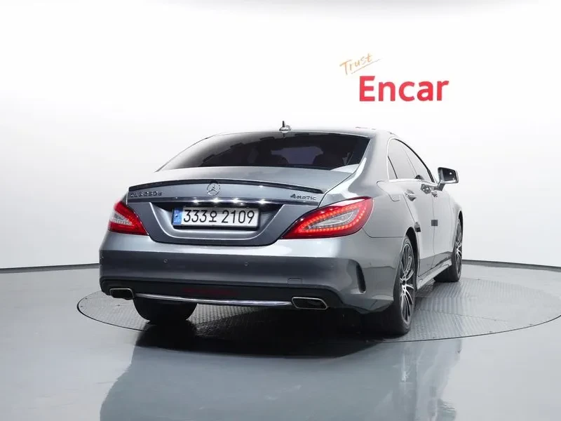 Mercedes-Benz CLS D 4MATIC AMG LINE, снимка 4 - Автомобили и джипове - 55111371