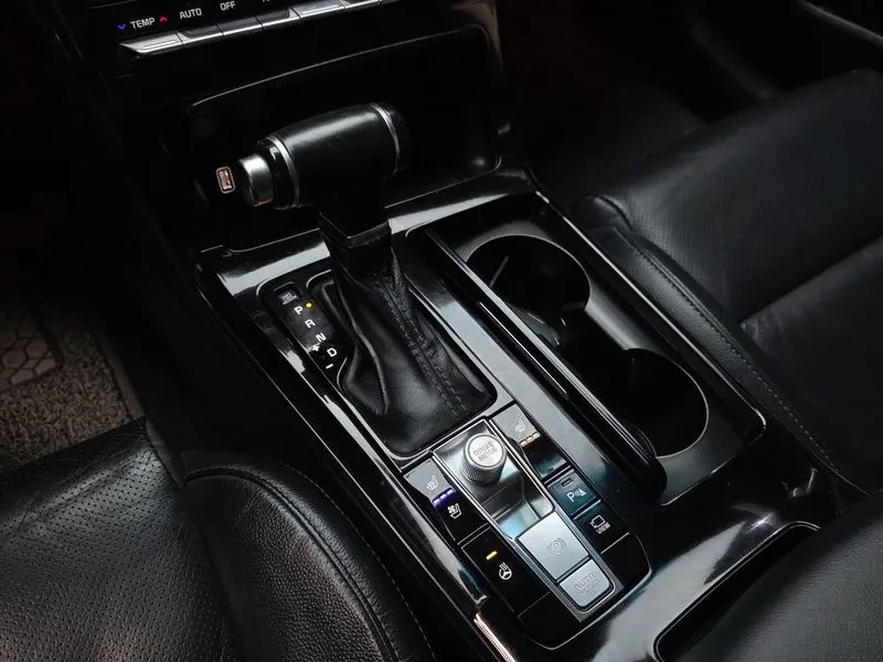Kia K7 LPG TRENDY, снимка 9 - Автомобили и джипове - 55727397