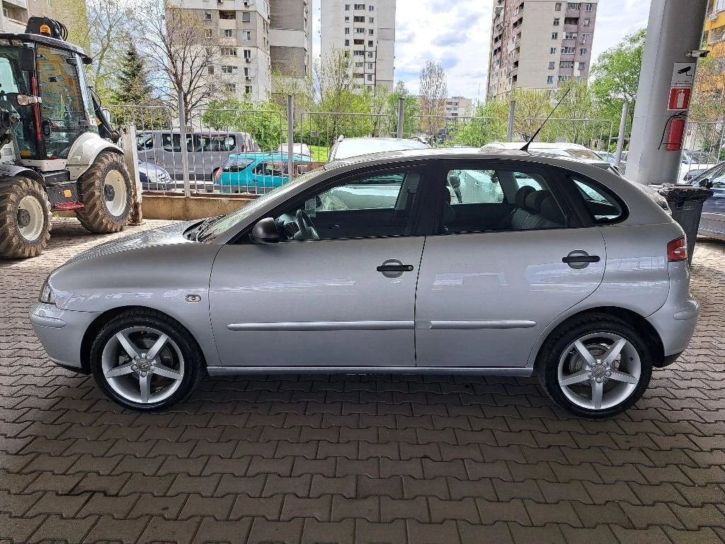 Seat Ibiza 1.2i12v FACELIFT ITALIA - изображение 3