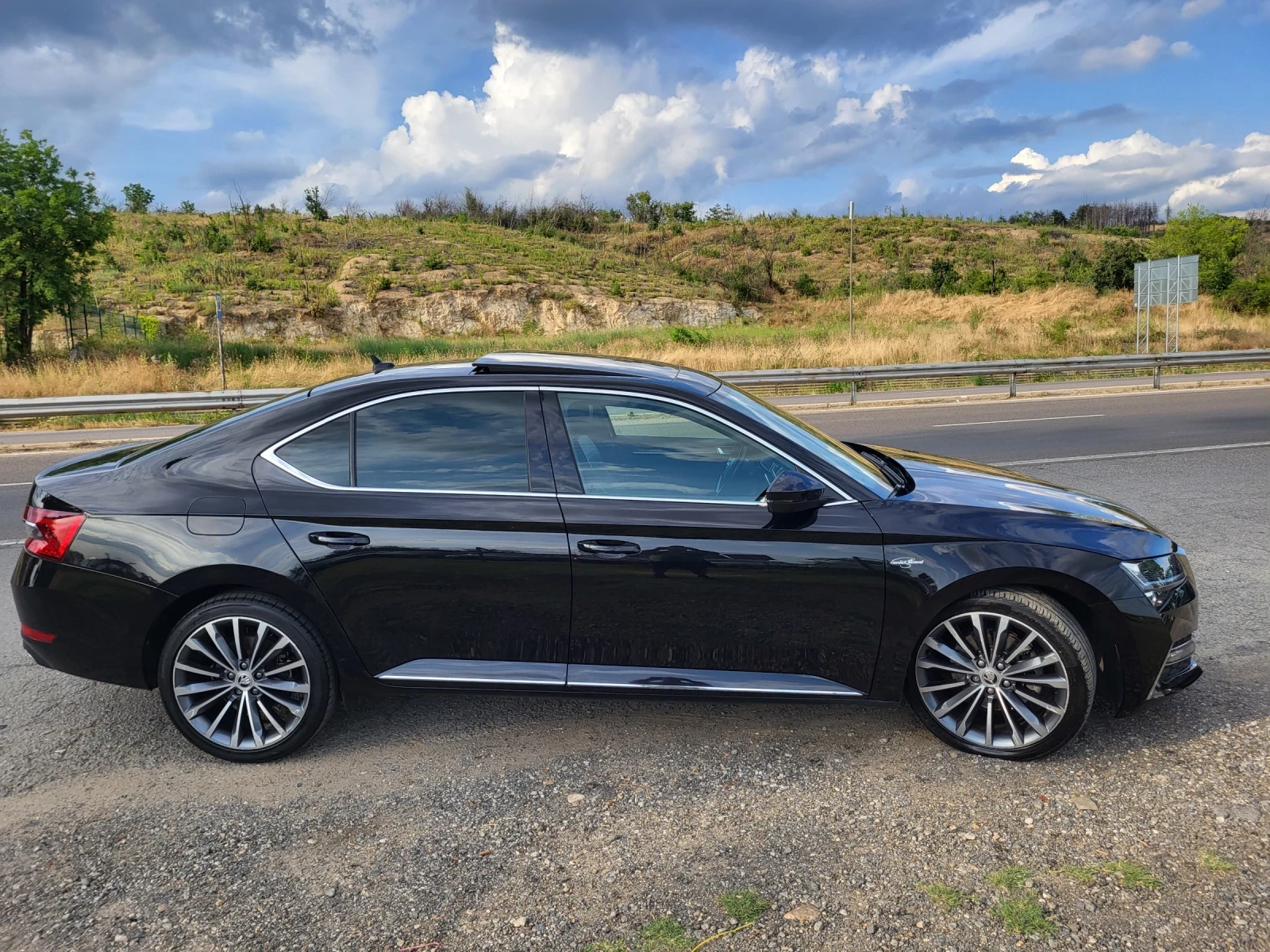 Skoda Superb 2, 0TDi/L&C/COCPIT/PANORAMA  - изображение 3