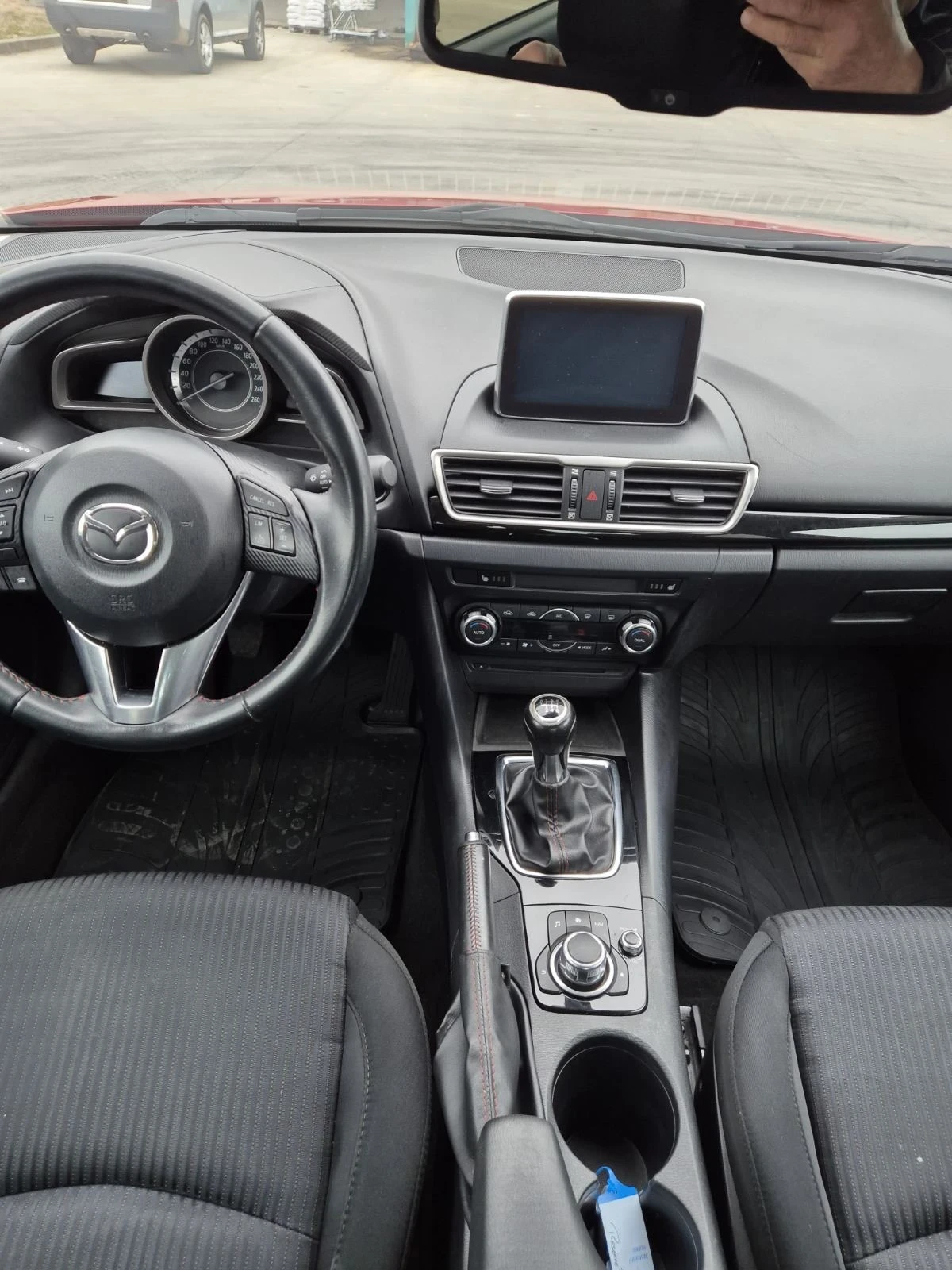 Mazda 3 1.5 D skyaktiv | Mobile.bg — изображение 11