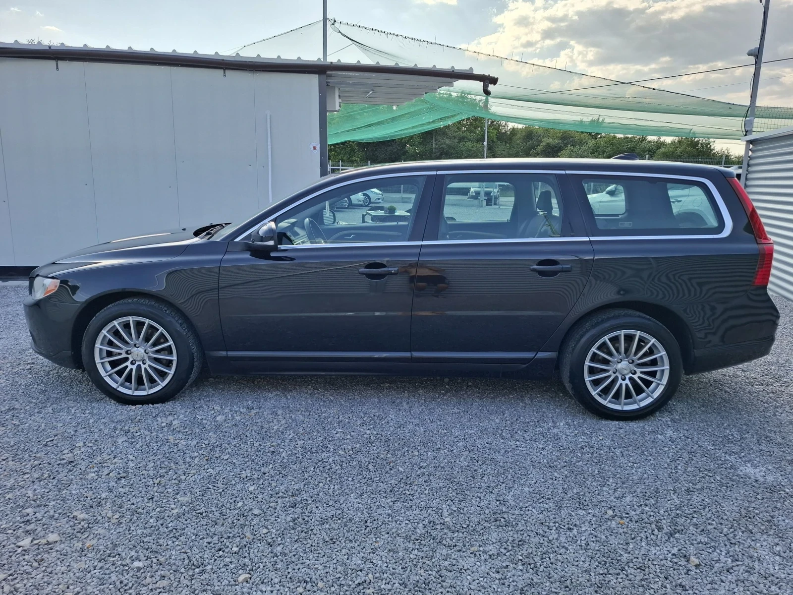 Volvo V70 АВТОМАТИК/КОЖА/НАВИГАЦИЯ - изображение 5