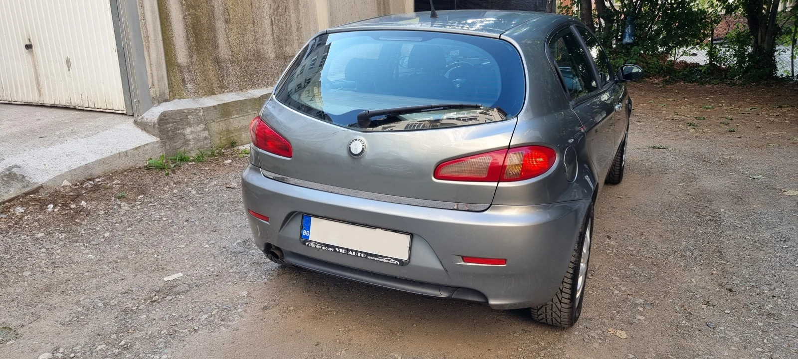 Alfa Romeo 147 1.9 JTD - изображение 5