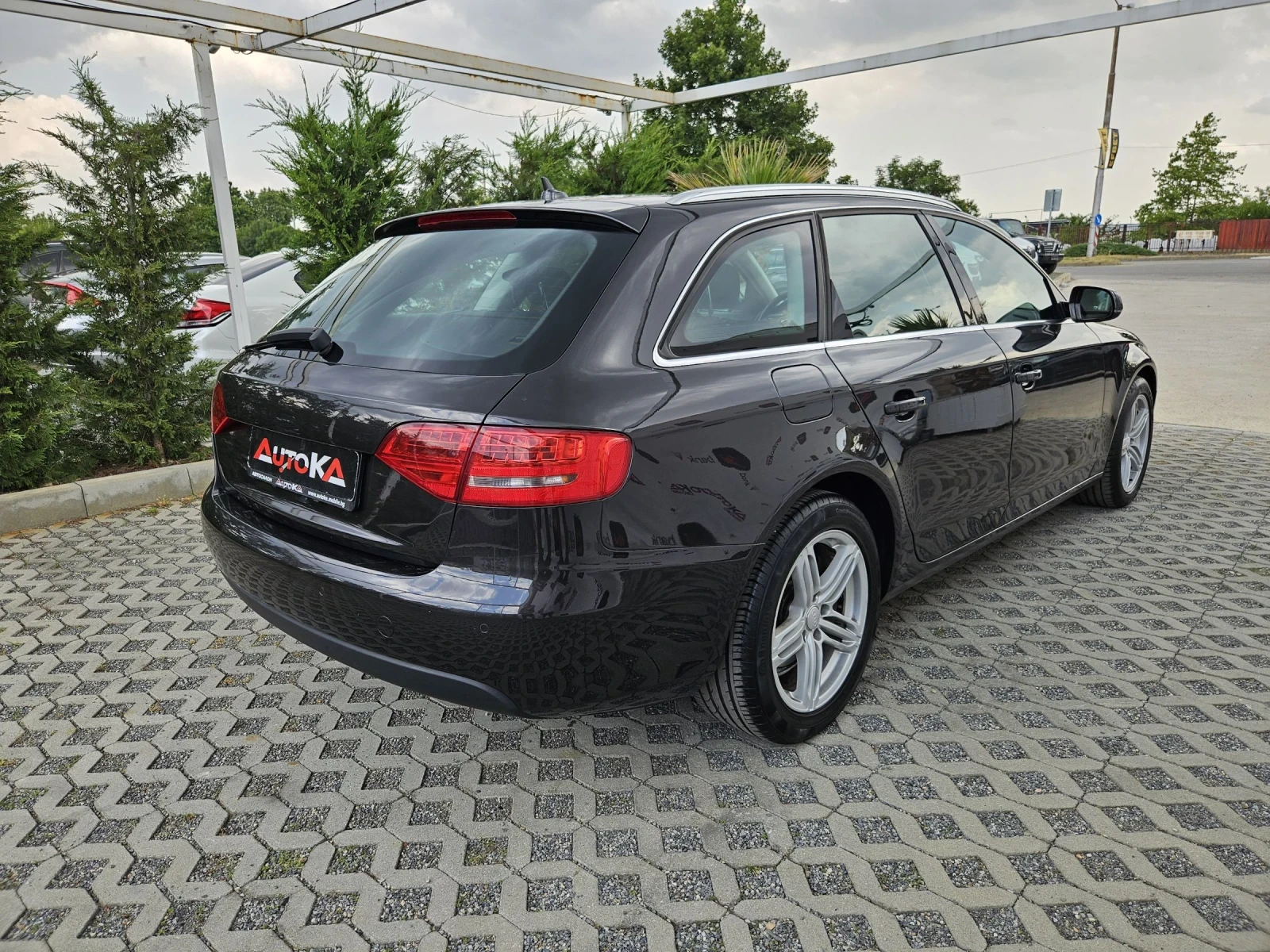 Audi A4 2.0TDI-143КС= АВТОМАТ= LED= EURO 5A - изображение 3