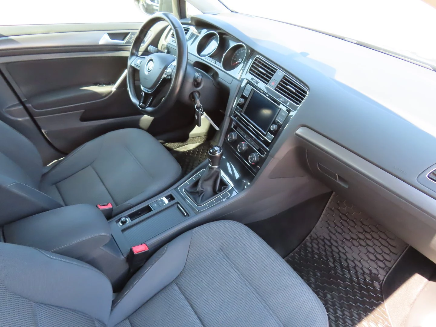 VW Golf Variant Comfortline 1.5TSI EVO BMT - изображение 6