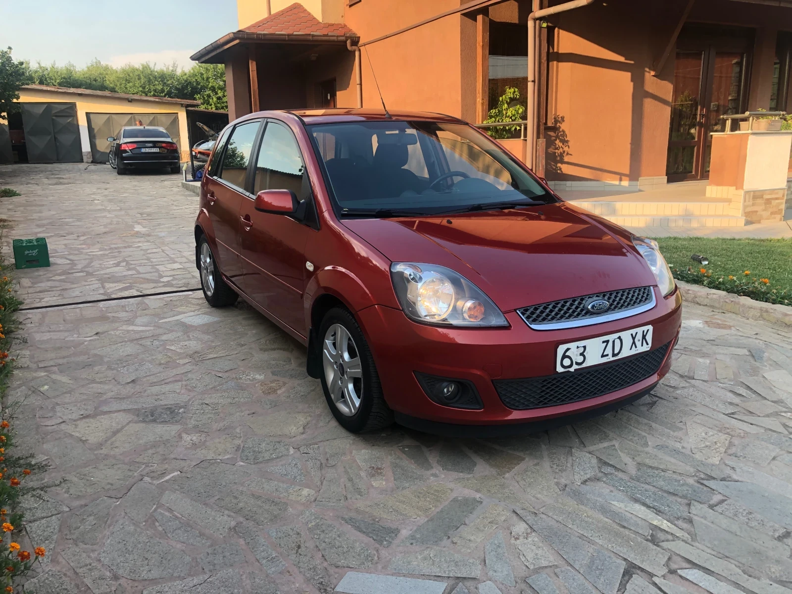 Ford Fiesta 1.6 100к.с. Автоматик. - изображение 2
