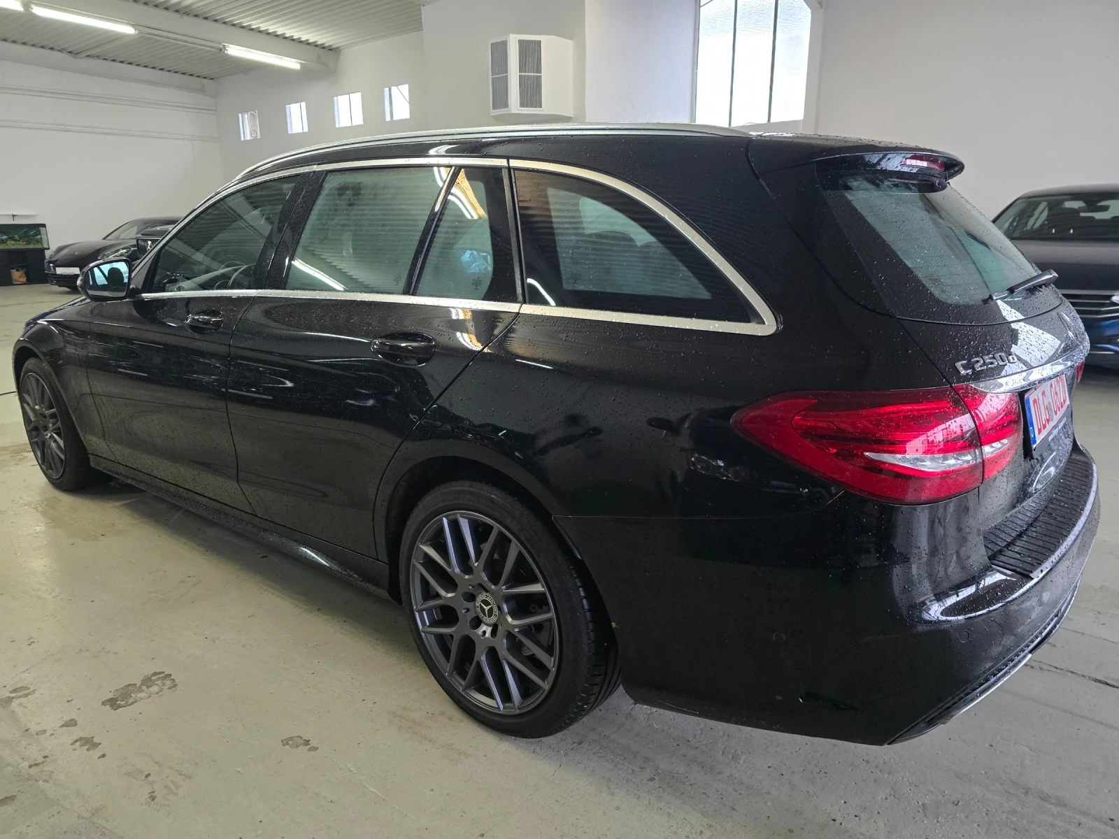 Mercedes-Benz C 250 AMG / 4Matic/DISTRONIC/ PANO/ BURMAISTER - изображение 6