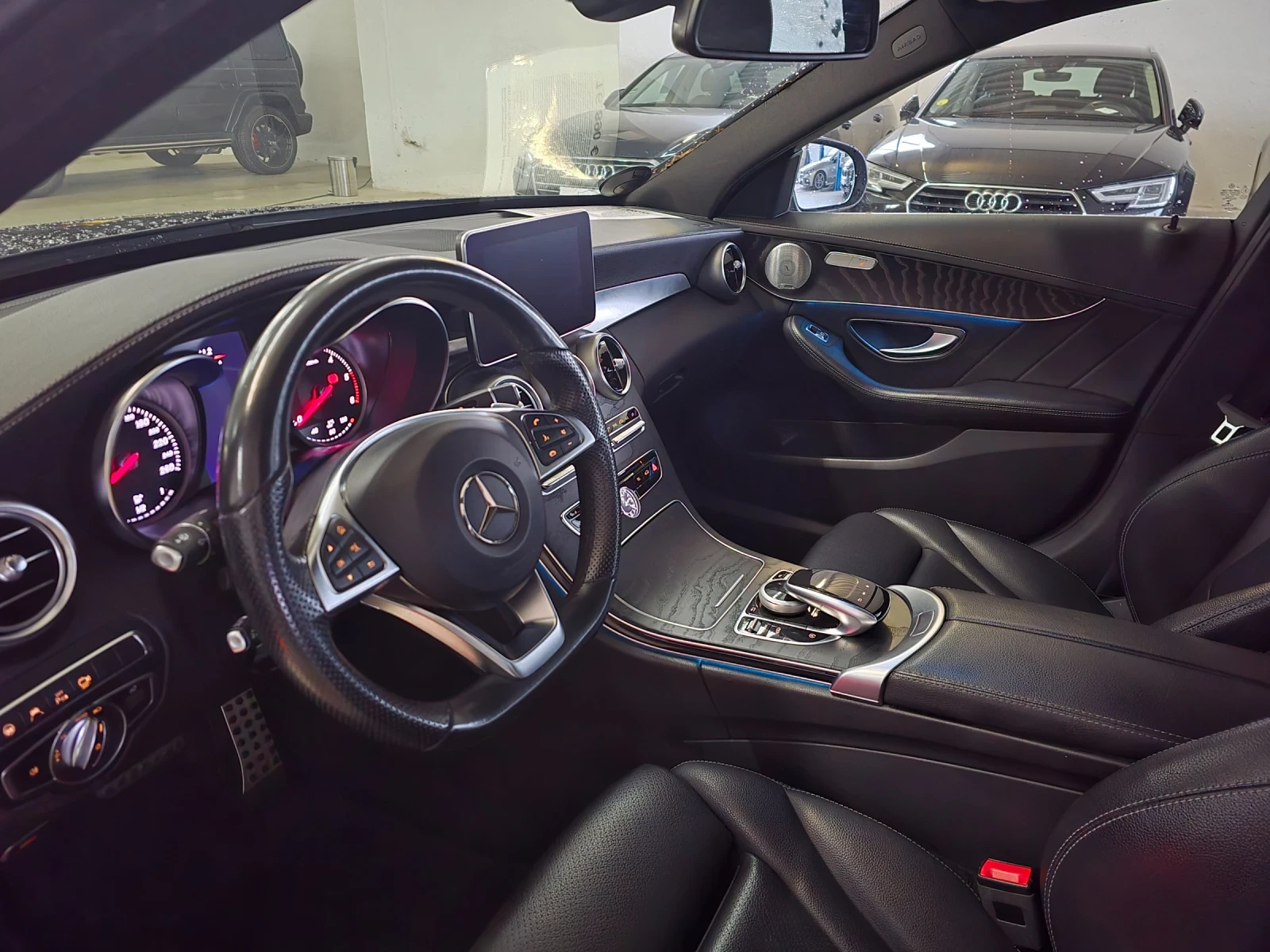 Mercedes-Benz C 250 AMG / 4Matic/DISTRONIC/ PANO/ BURMAISTER - изображение 10