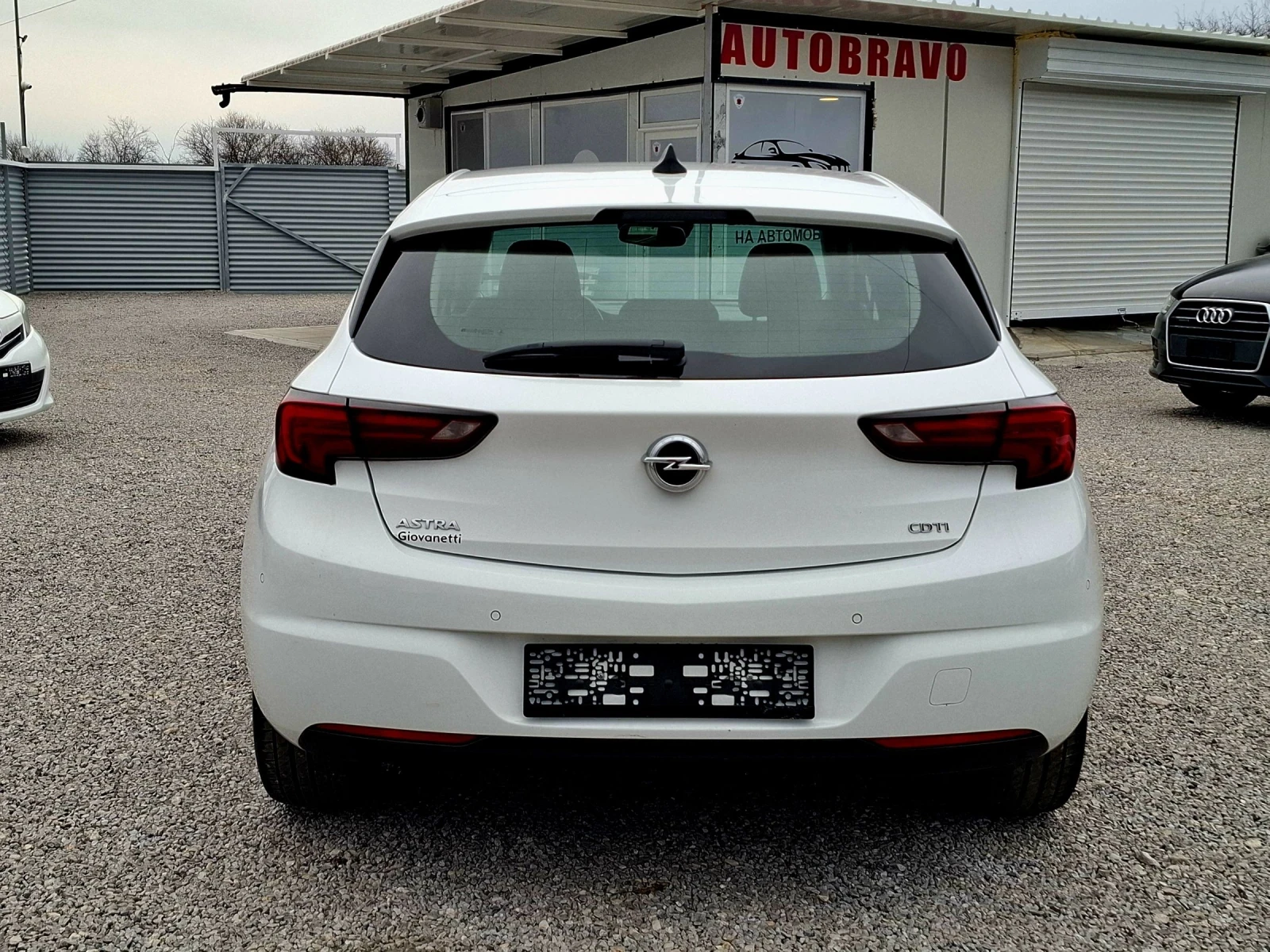 Opel Astra Cosmo/Led/Navi/Lane assist - изображение 7