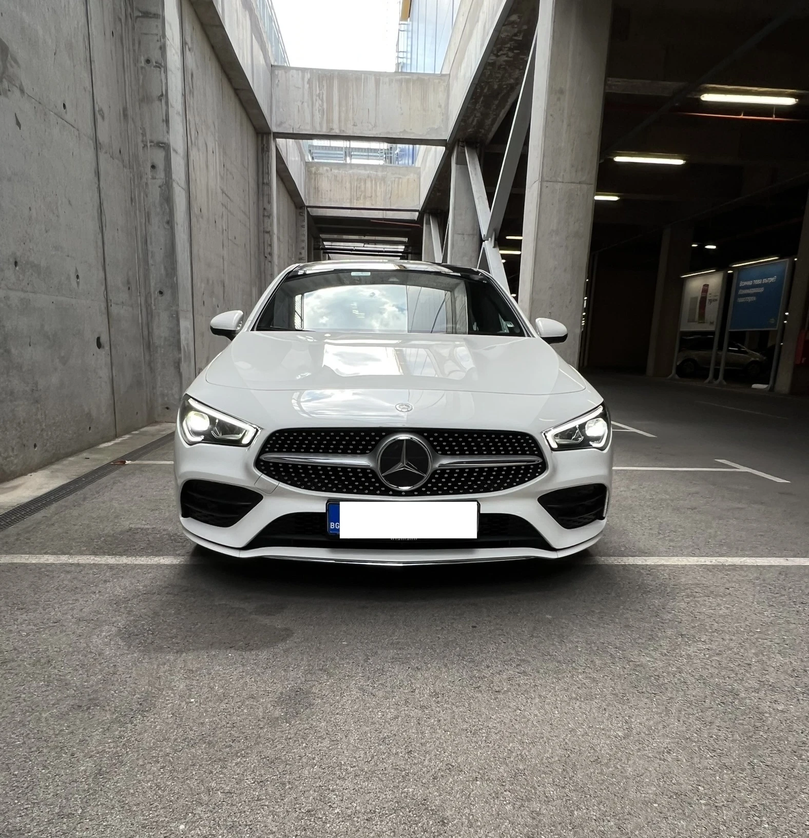 Mercedes-Benz CLA 180  - изображение 3