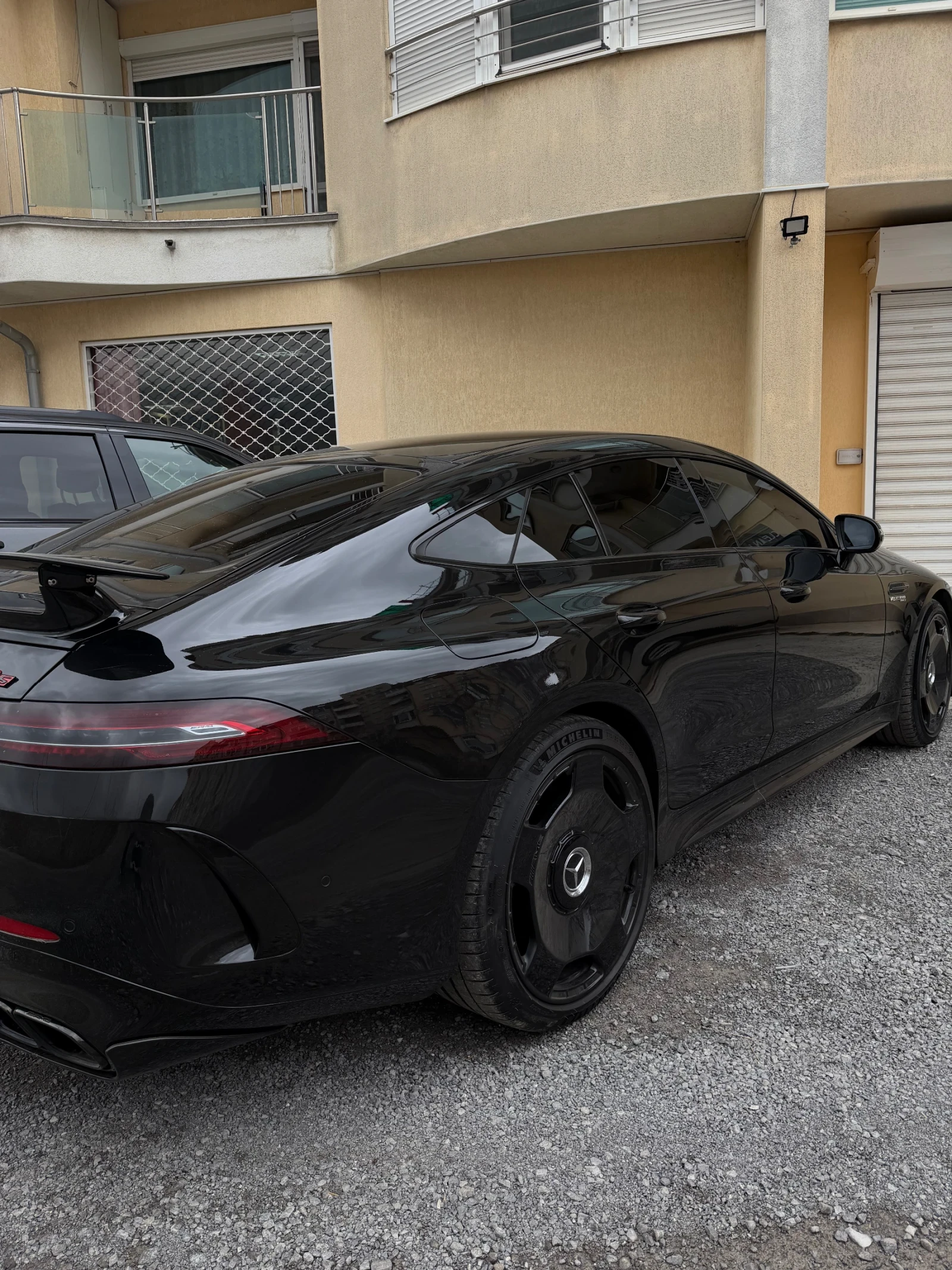 Mercedes-Benz GT AMG 63S Готов Лизинг - изображение 2