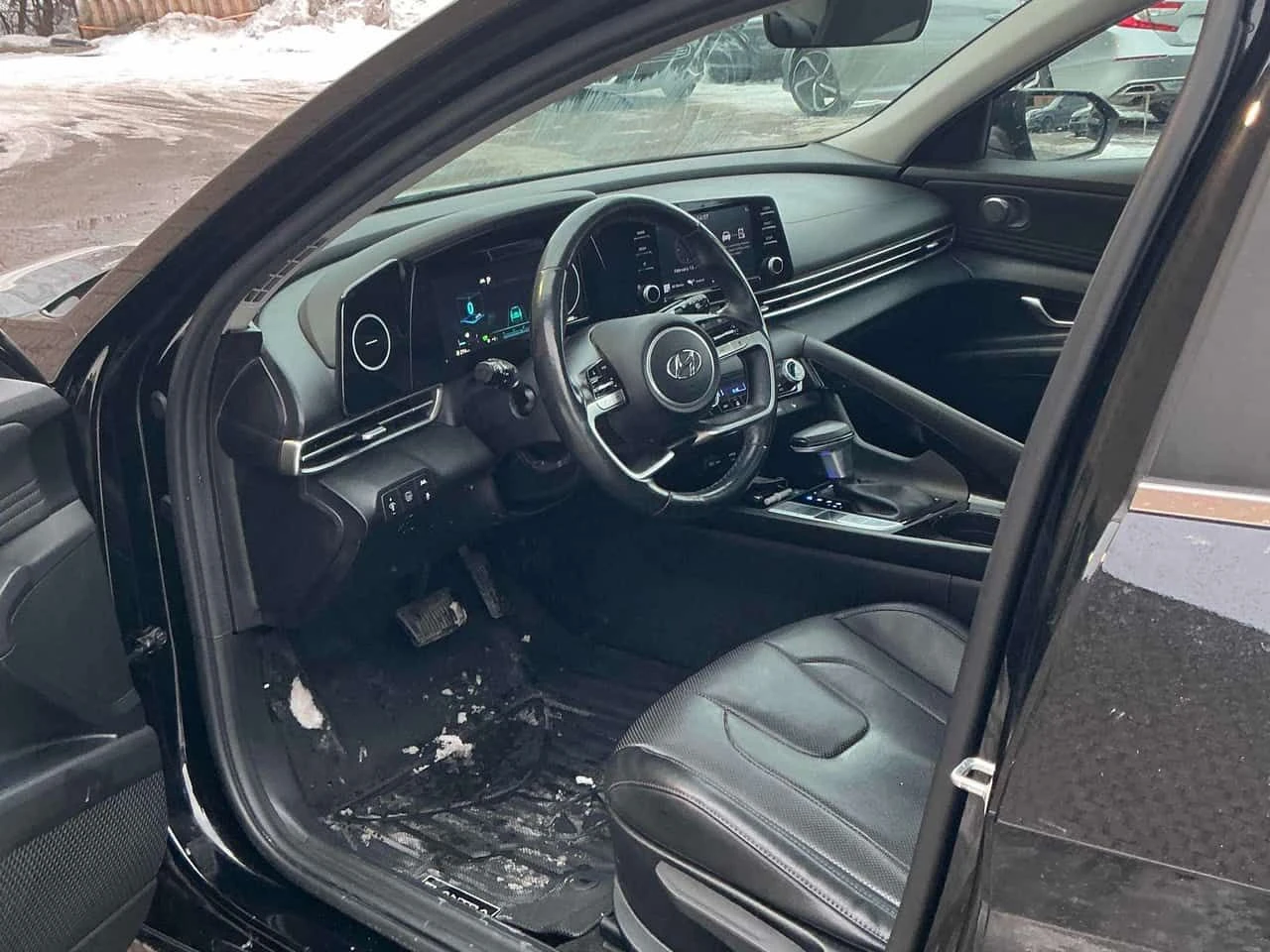 Hyundai Elantra Ultimate  CARFAX - изображение 5