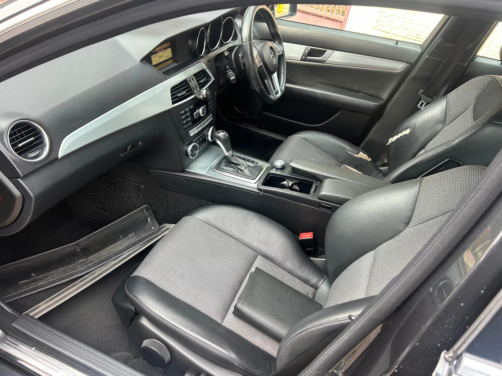 Mercedes-Benz C 220 2.2 170K 651 AMG, снимка 8 - Автомобили и джипове - 53757362