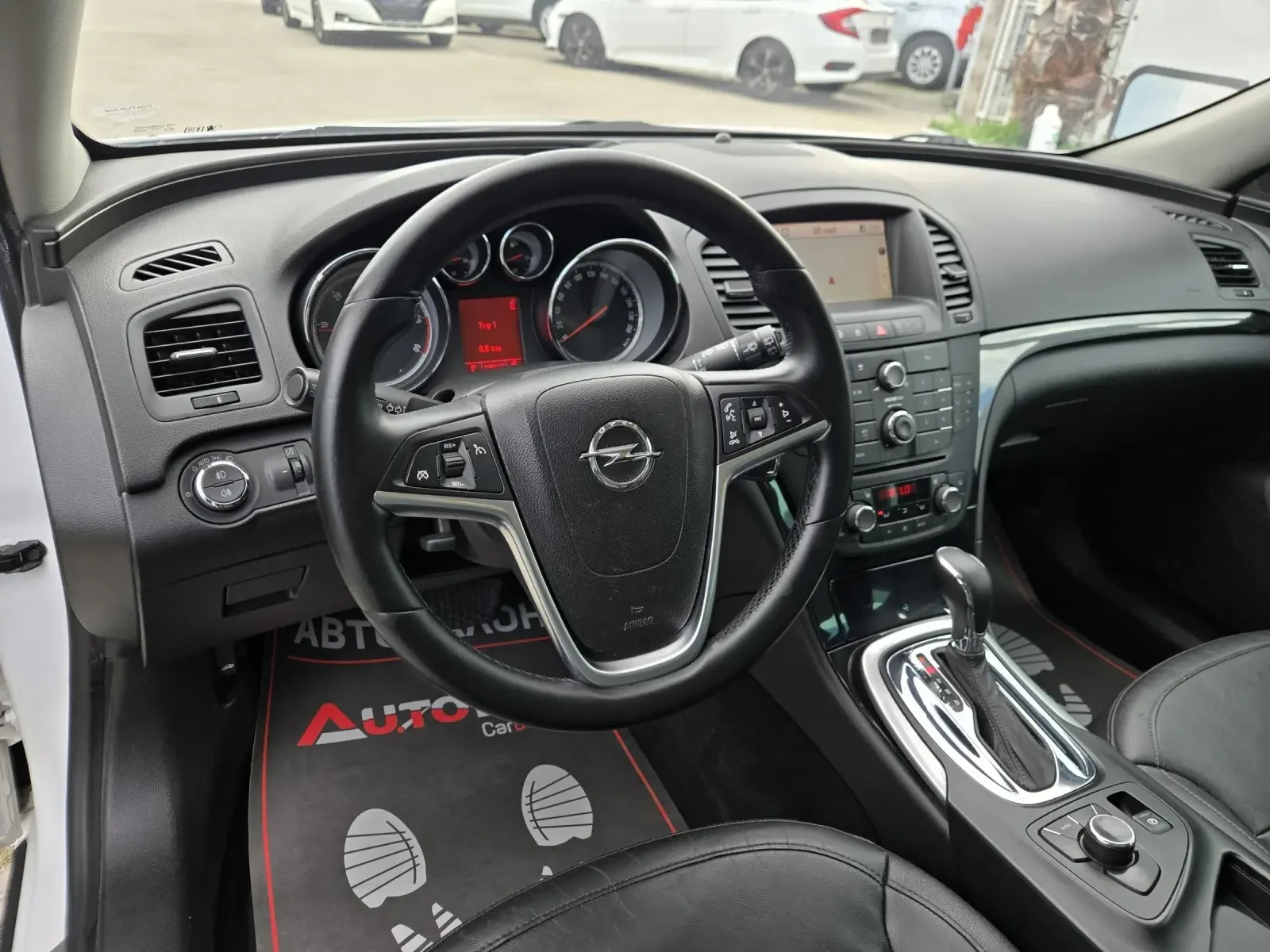 Opel Insignia 2.0CDTI-160кс= АВТОМАТ= ПАНОРАМА= ПОДГРЕВ= НАВИ, снимка 8 - Автомобили и джипове - 53977930