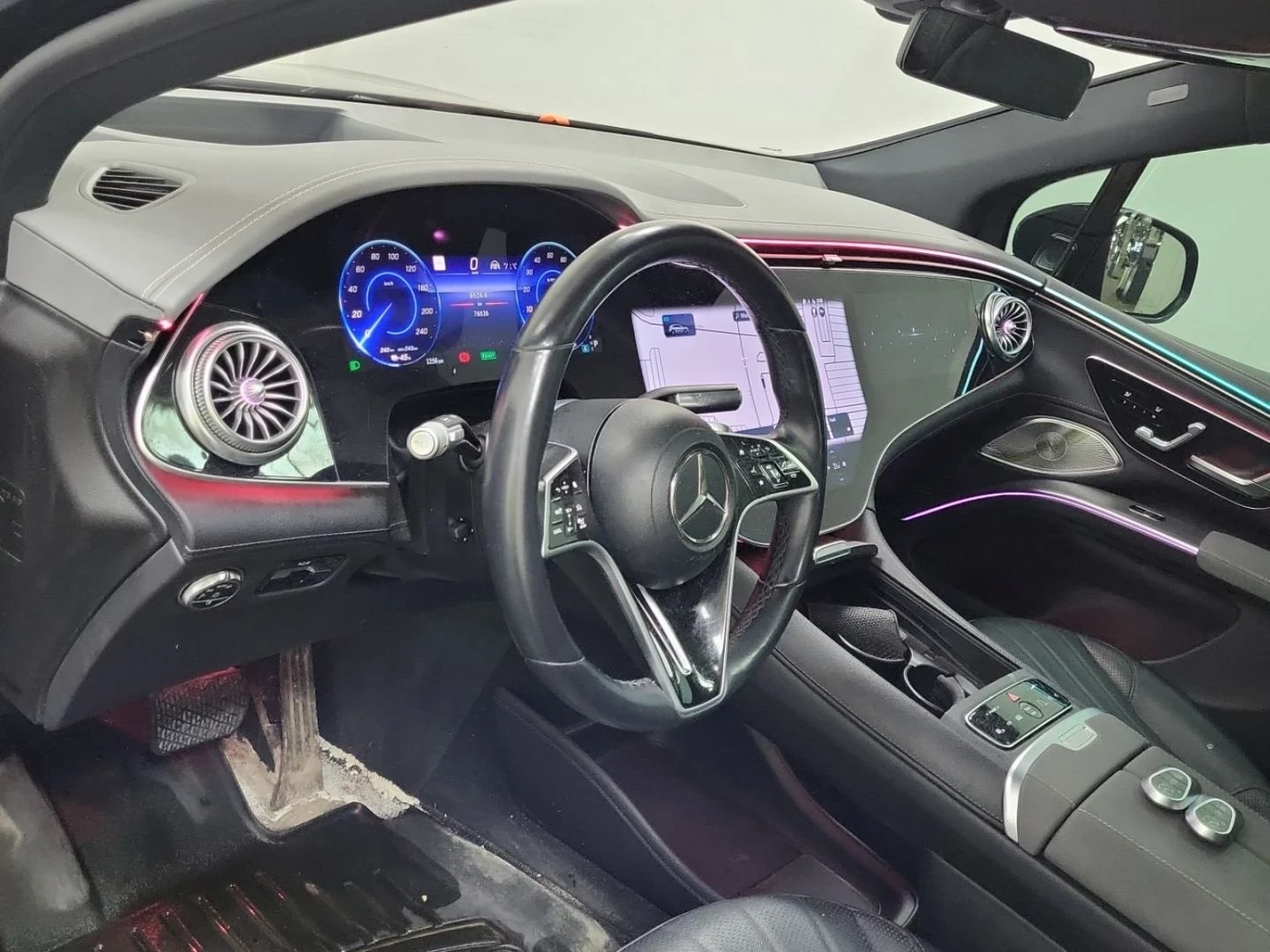 Mercedes-Benz EQS 450 AMG* 4Matic* Distronic* 360* Hyperscreen* Burm, снимка 8 - Автомобили и джипове - 54750151