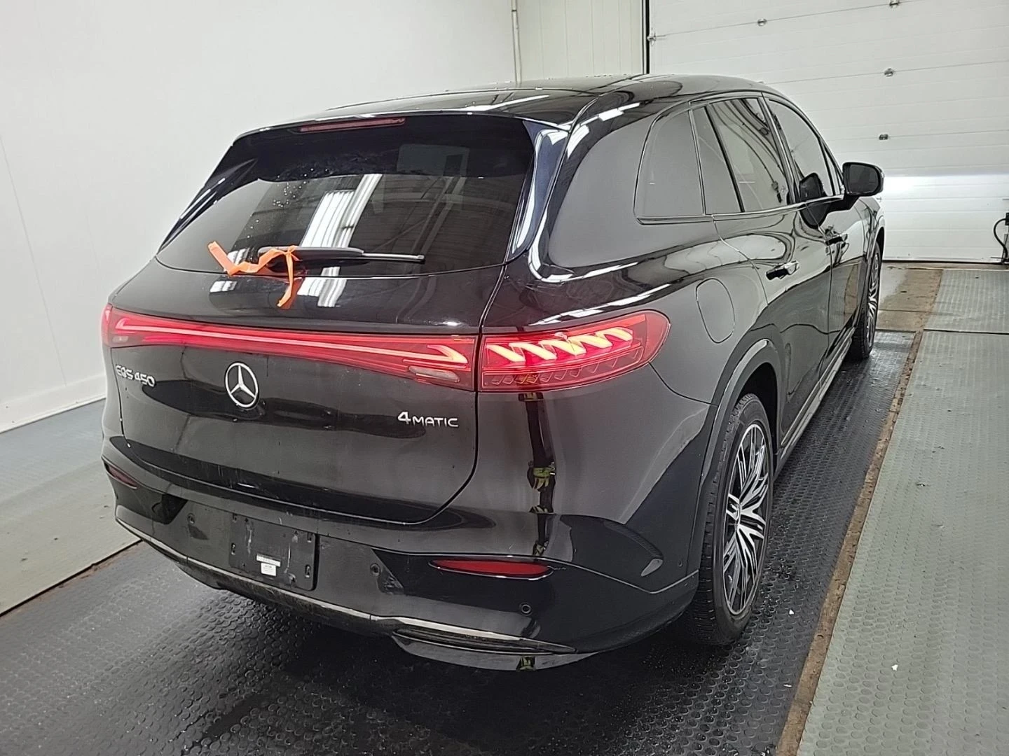 Mercedes-Benz EQS 450 AMG* 4Matic* Distronic* 360* Hyperscreen* Burm, снимка 6 - Автомобили и джипове - 54750151