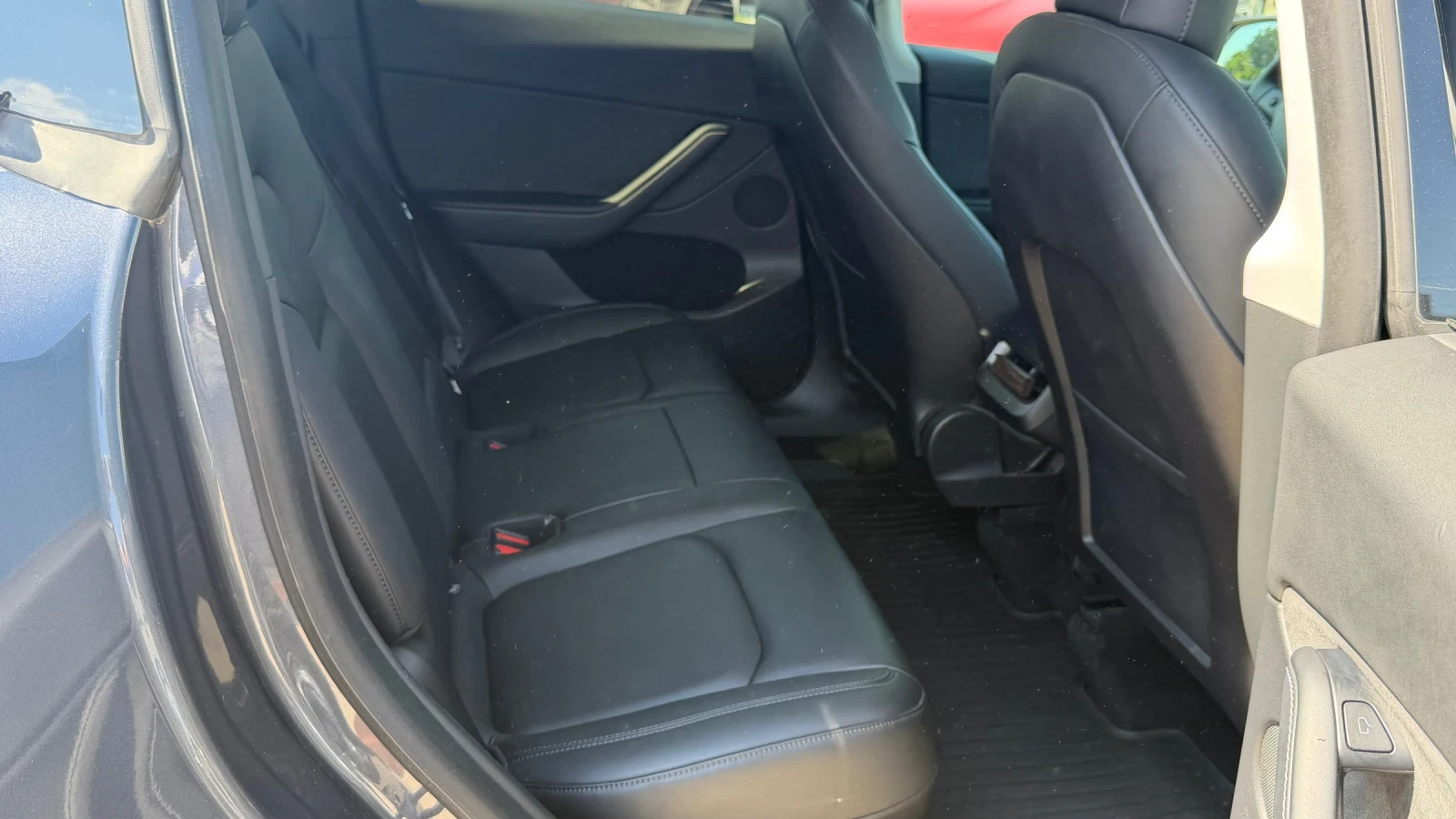Tesla Model Y ЕВРОПЕЙСКА DUAL MOTOR LONG RANGE, снимка 9 - Автомобили и джипове - 54809980