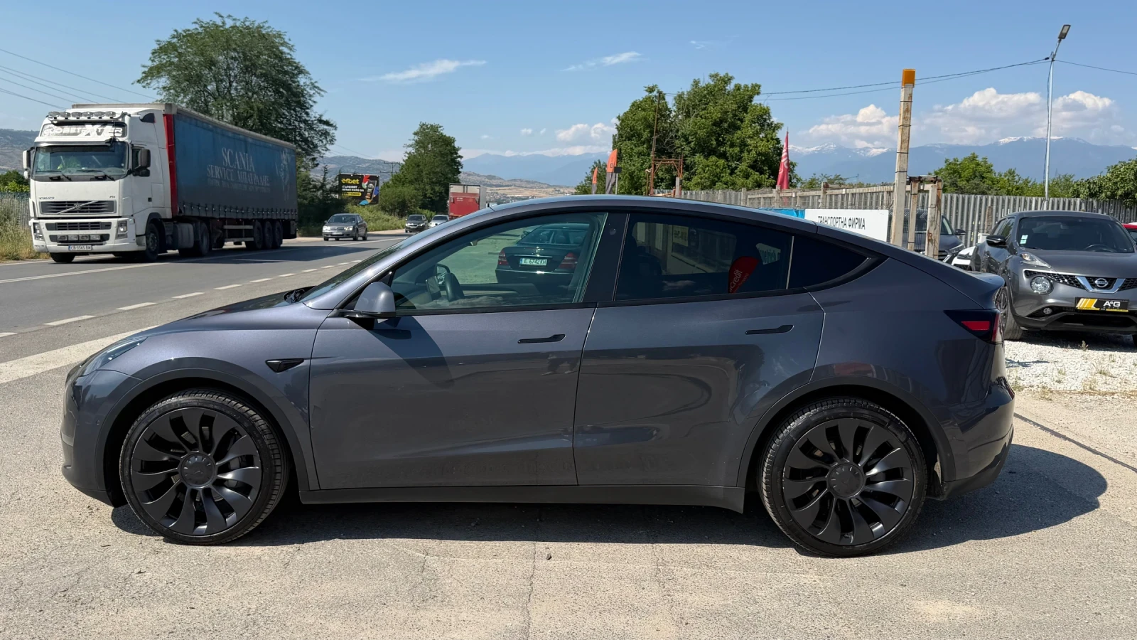 Tesla Model Y ЕВРОПЕЙСКА DUAL MOTOR LONG RANGE, снимка 15 - Автомобили и джипове - 54809980