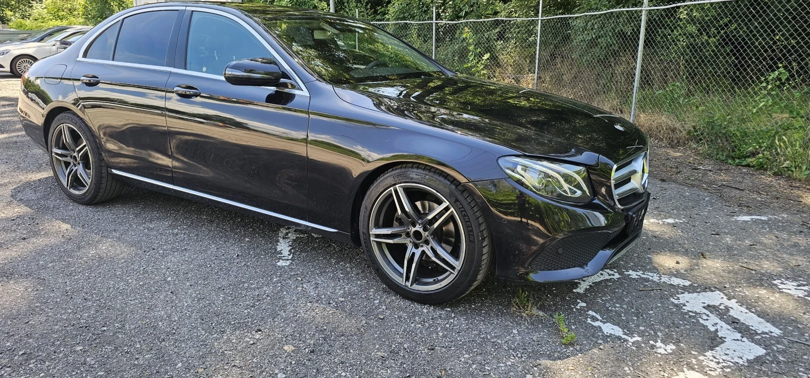 Mercedes-Benz E 220 220 AVANGARDE 360 KAMERA Multibeam Germany , снимка 3 - Автомобили и джипове - 54978363