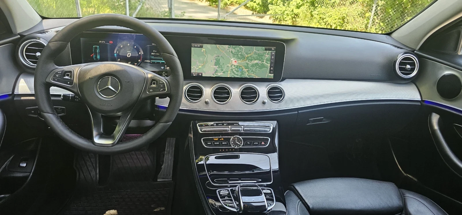 Mercedes-Benz E 220 220 AVANGARDE 360 KAMERA Multibeam Germany , снимка 15 - Автомобили и джипове - 54978363