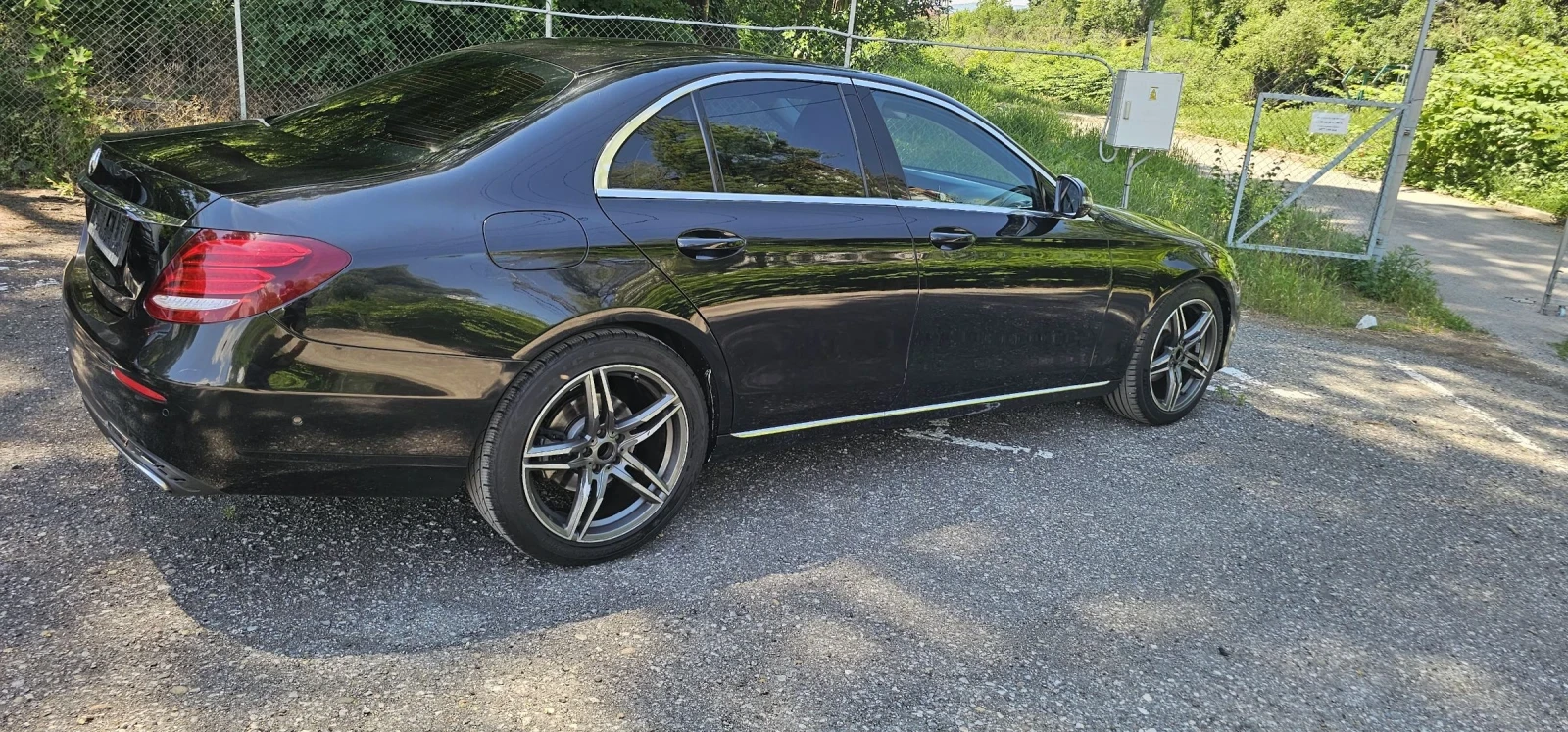 Mercedes-Benz E 220 220 AVANGARDE 360 KAMERA Multibeam Germany , снимка 6 - Автомобили и джипове - 54978363