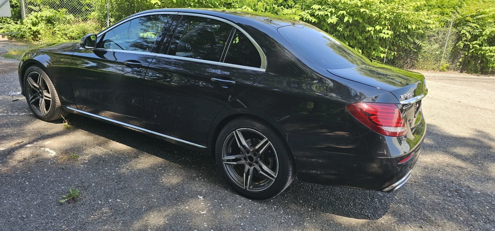 Mercedes-Benz E 220 220 AVANGARDE 360 KAMERA Multibeam Germany , снимка 8 - Автомобили и джипове - 54978363