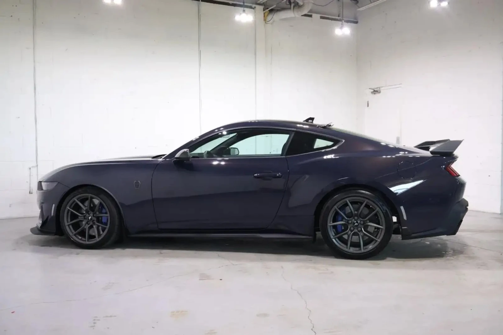 Ford Mustang DARK HORSE PREMIUM ЦЕНА ДО БЪЛГАРИЯ АВТОКРЕДИТ, снимка 2 - Автомобили и джипове - 55504061