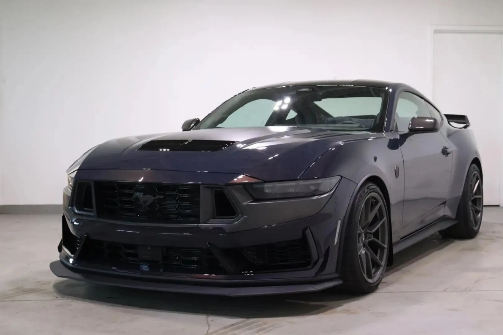 Ford Mustang DARK HORSE PREMIUM ЦЕНА ДО БЪЛГАРИЯ АВТОКРЕДИТ